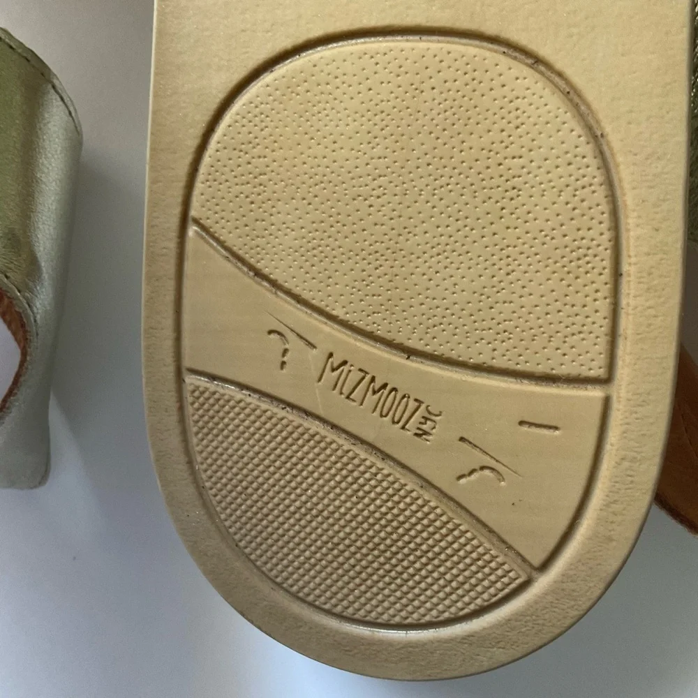 MIZ MOOZ Gold Metallic Leather Sandals size 42 - Picture 7 of 8